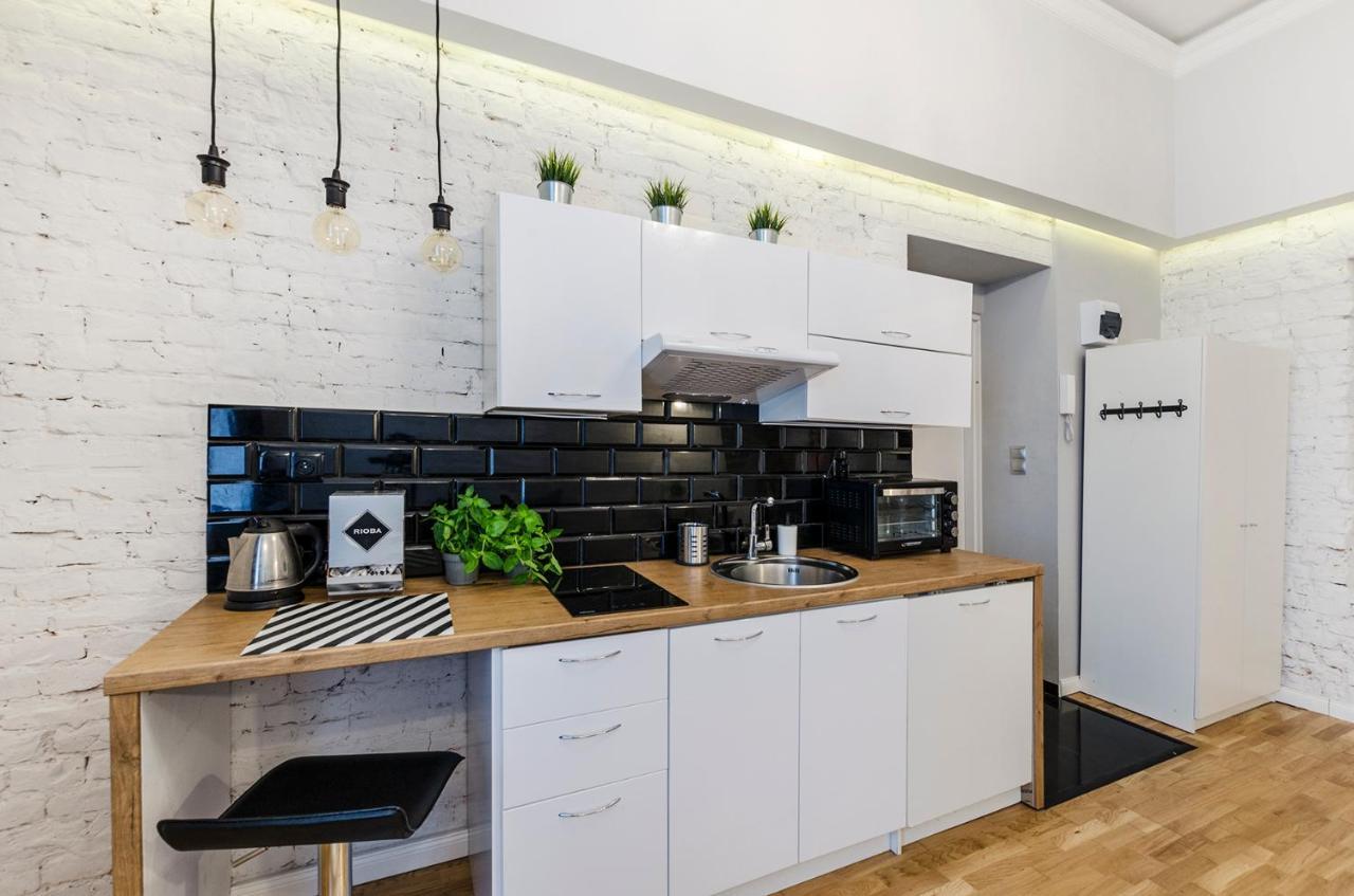 Standard Apartment On 6 Sierpnia Lodz  Exterior photo